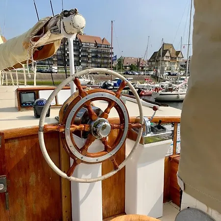 Port Yacht Vintage Deauville